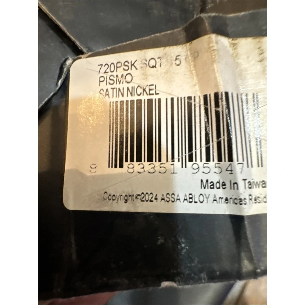 Kwikset Satin Nickel Hall/Closet Door Handle Pismo